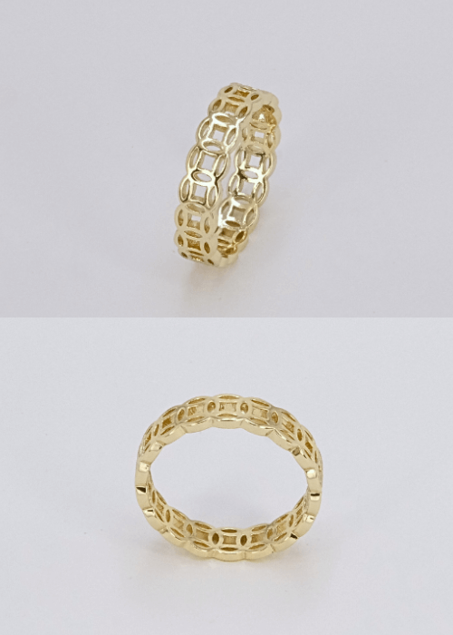 Elegant Openwork Gold Band Ring